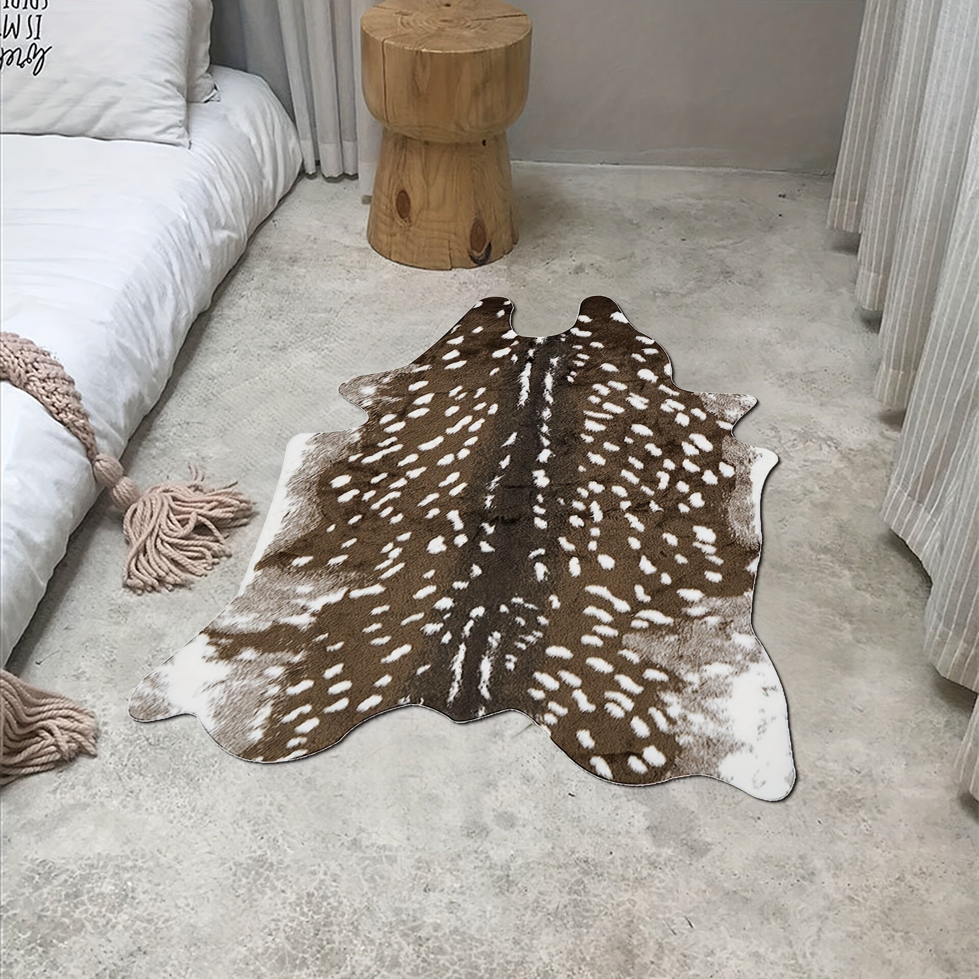 Premium Faux Sika Deer Fur Area Rug, Durable Anti-slip, Stain-resistant And Absorbent Carpet, Suitable For Bedroom, Living Room and Bathroom