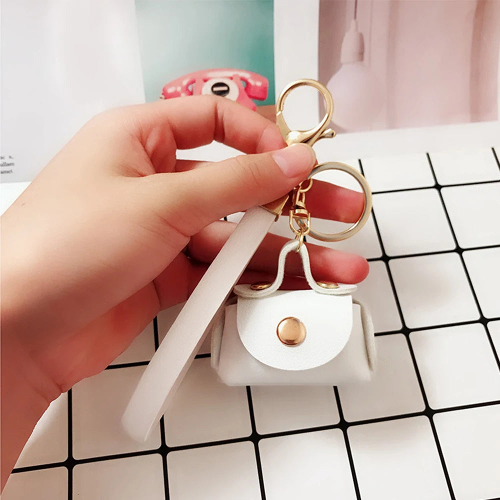 Handmade Leather Keychain - Trendy Unisex Mini Bag Pendant in 7 Colors