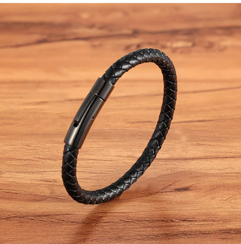 Quality Leather Bracelet for Men Women Stainless Steel Accessories Braid Style Bangles Birthday Party Jewelry Gifts