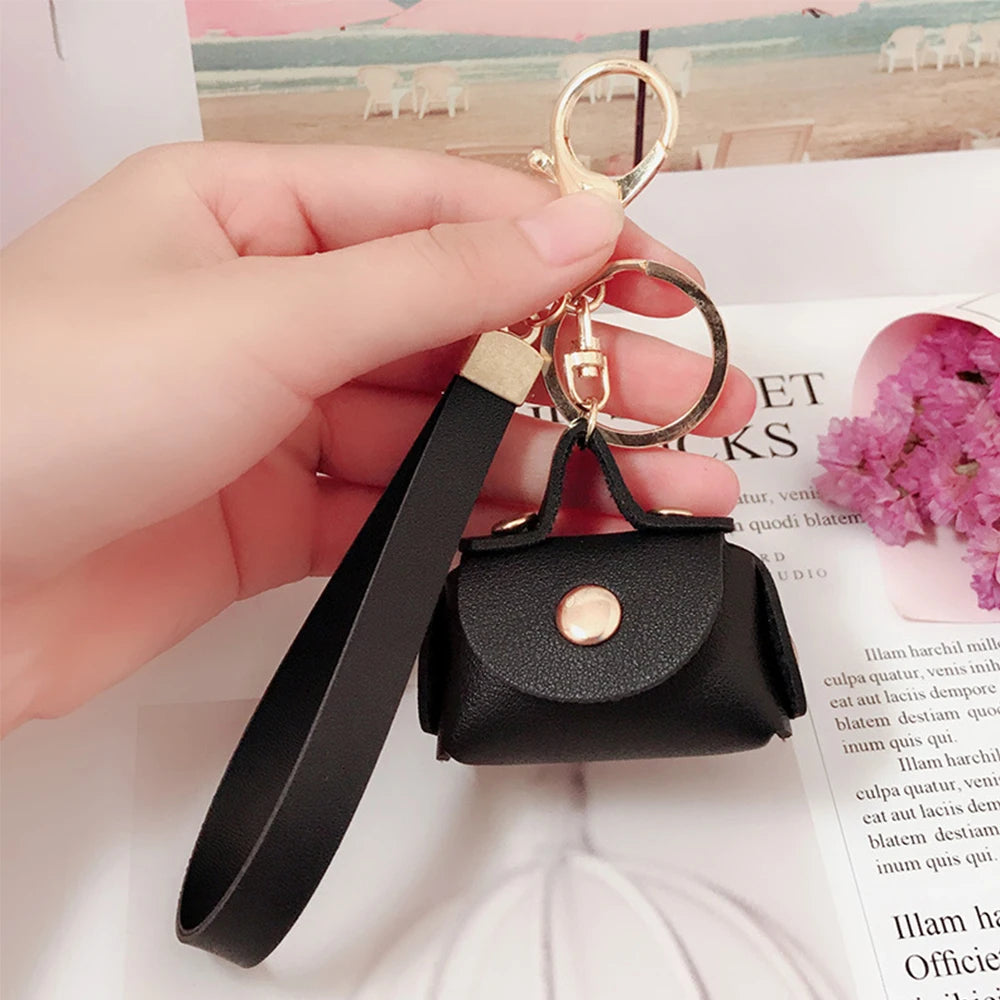Handmade Leather Keychain - Trendy Unisex Mini Bag Pendant in 7 Colors