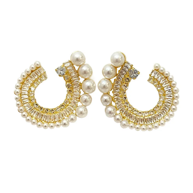 European and American Exaggerated Personality New Style Simple High-end Fashion Personality Versatile Earrings for Women.
